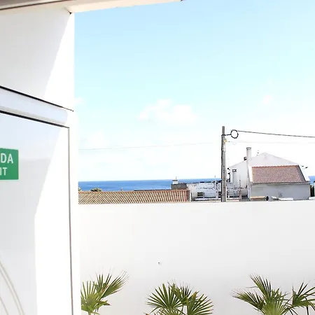 Ed's Castle * Lagoa (Azores)